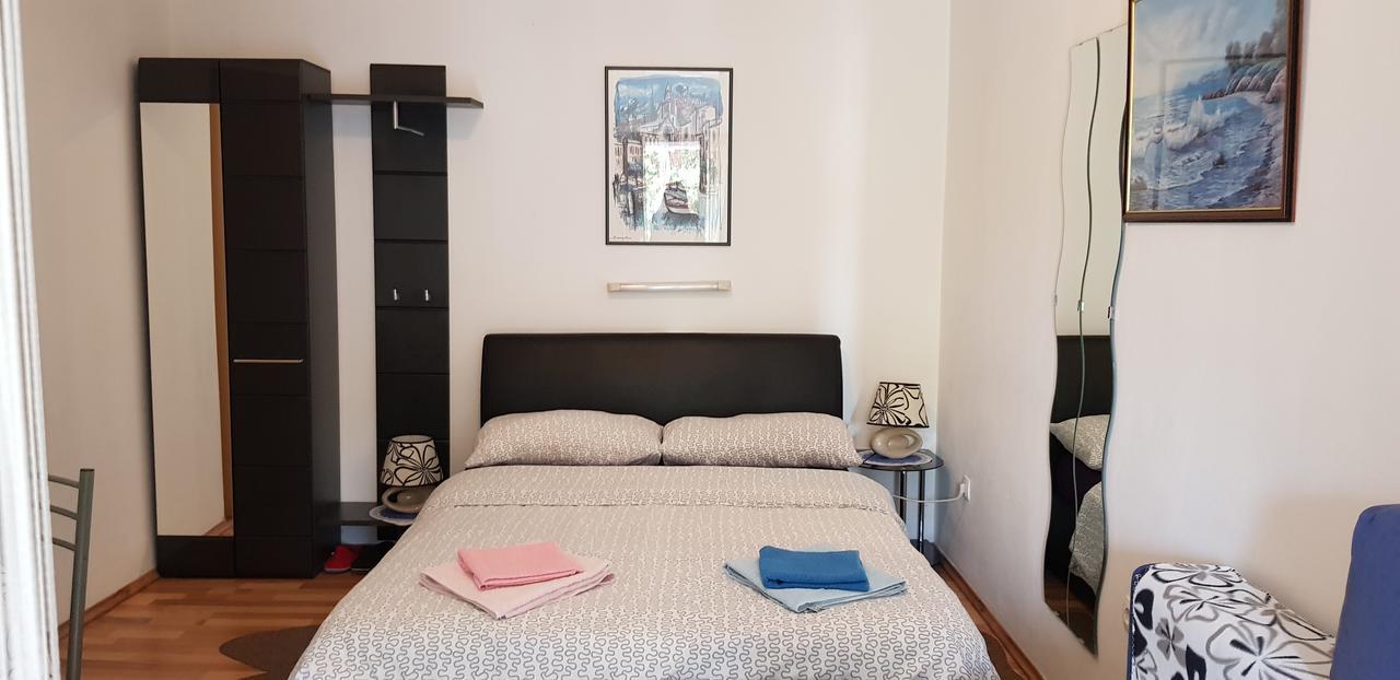 Rooms & Apartments Semic Опатия Екстериор снимка